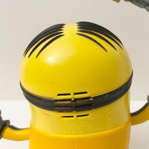 Minions The Rise of Gru Mighty Stuart Kung Fu Action Electronic Toy with Sound - Picture 8 of 16